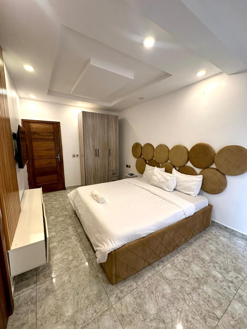 2 Bedroom Wales Apartment with Snooker Board @ Ikate-2