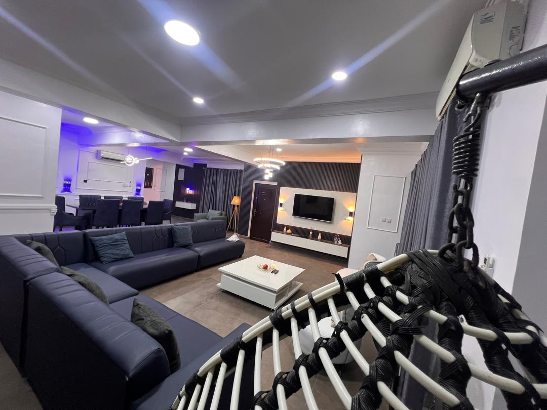 Penthouse 5 Bedroom Royal Apartment with Ocean View and Elevator @ Oniru-0