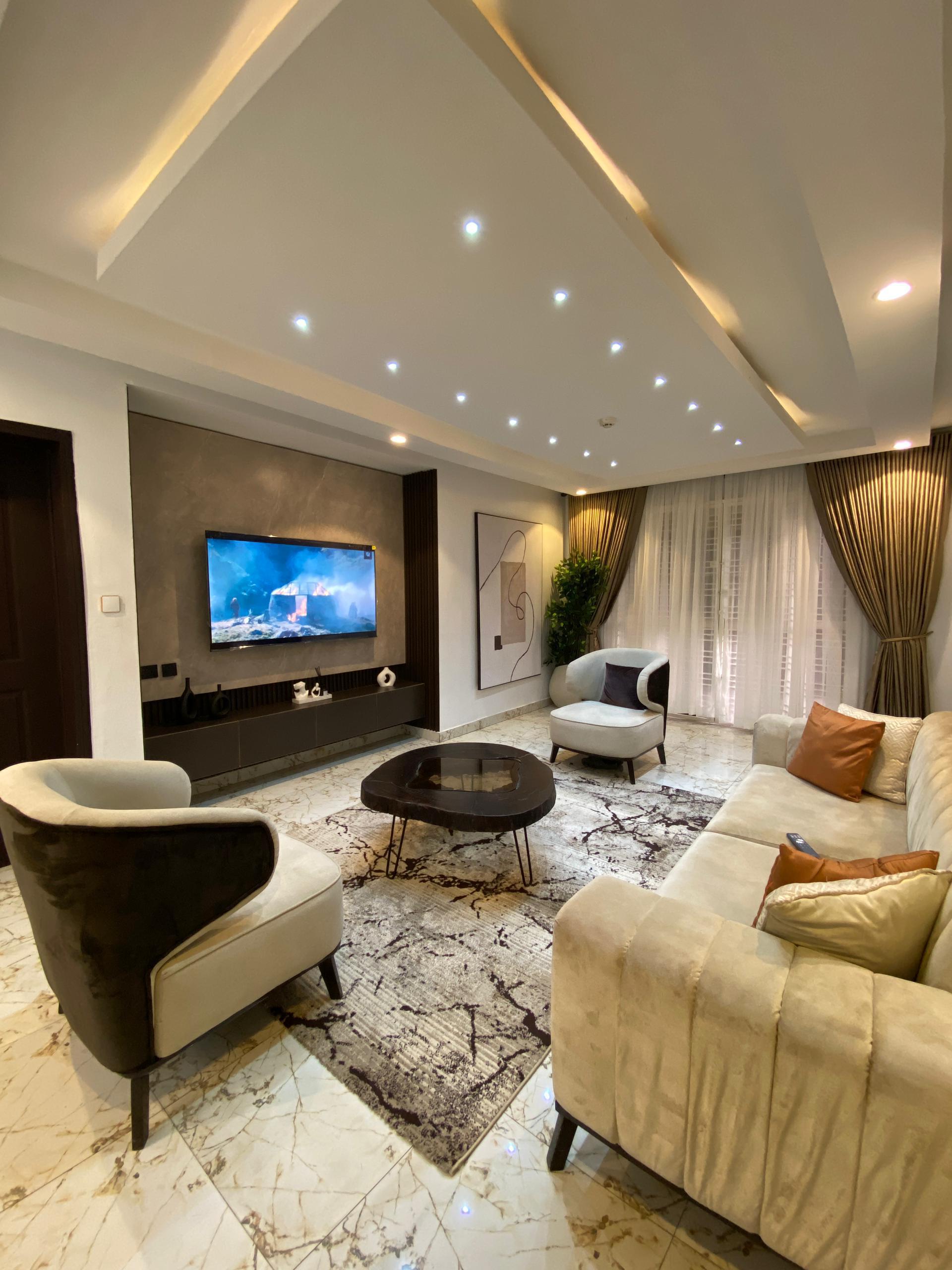 3 Bedroom Lily Apartment with Private Balcony @ Anthony-0