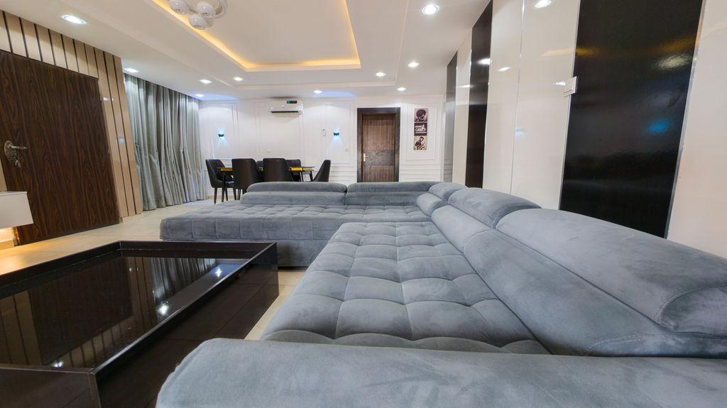 3 BEDROOM OLS MAX APARTMENT WITH SWIMMING POOL AND GYM IN ONIRU, VICTORIA ISLAND-1