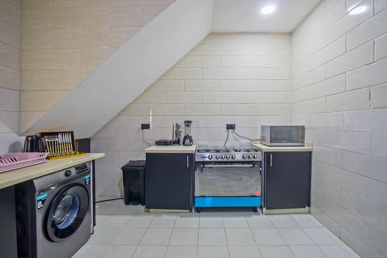 4 Bedroom Aloe Penthouse Apartment @ Ikoyi -0